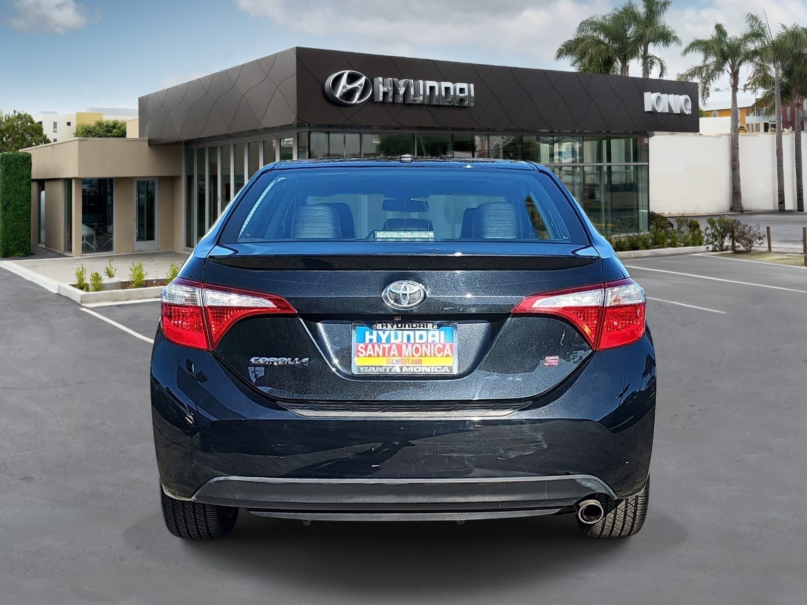 Used 2014 Toyota Corolla S Premium w/ Driver Convenience Package FWD image 4