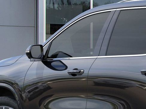 New 2026 Buick Enclave Avenir image 12