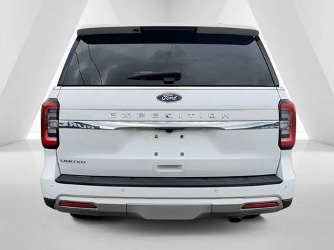 Used 2023 Ford Expedition Limited AWD/4WD image 6