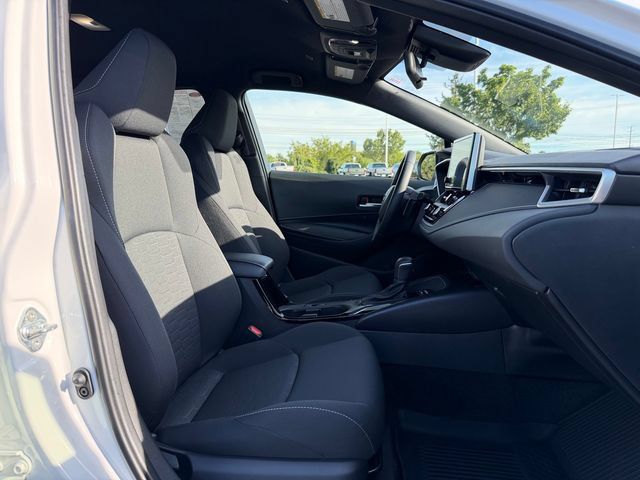 Certified 2025 Toyota Corolla SE w/ SE Package FWD image 18