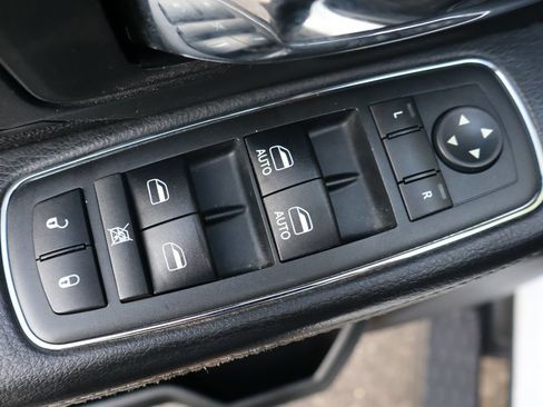 Used 2017 RAM 1500 Rebel w/ Luxury Group AWD/4WD image 27
