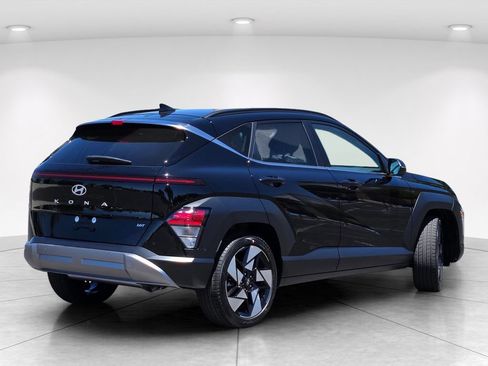 New 2026 Hyundai Kona Limited FWD image 4