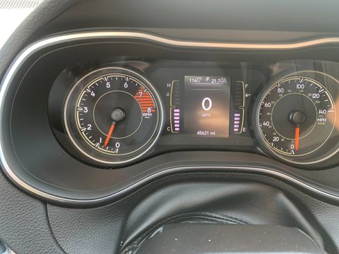 Used 2022 Jeep Cherokee Latitude w/ Trailer Tow Group AWD/4WD image 32