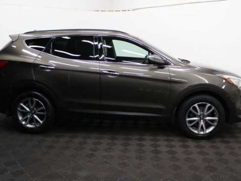 Used 2014 Hyundai Santa Fe Sport 2.0T image 4