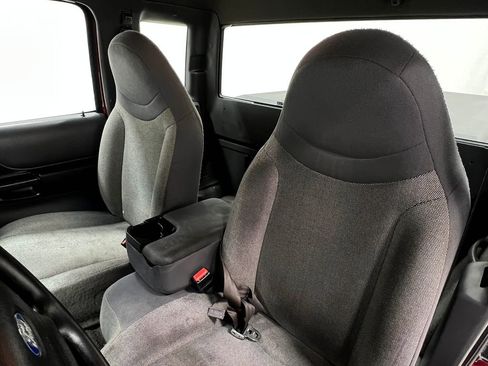 Used 2002 Ford Ranger XLT AWD/4WD image 12