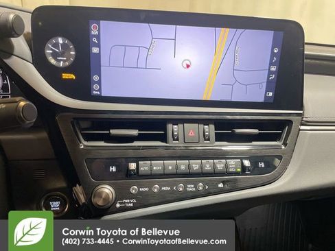 Used 2022 Lexus ES 350 Ultra Luxury image 16