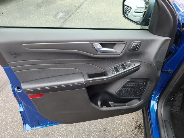 Used 2023 Ford Escape Active w/ Tech Pack #2 FWD image 8