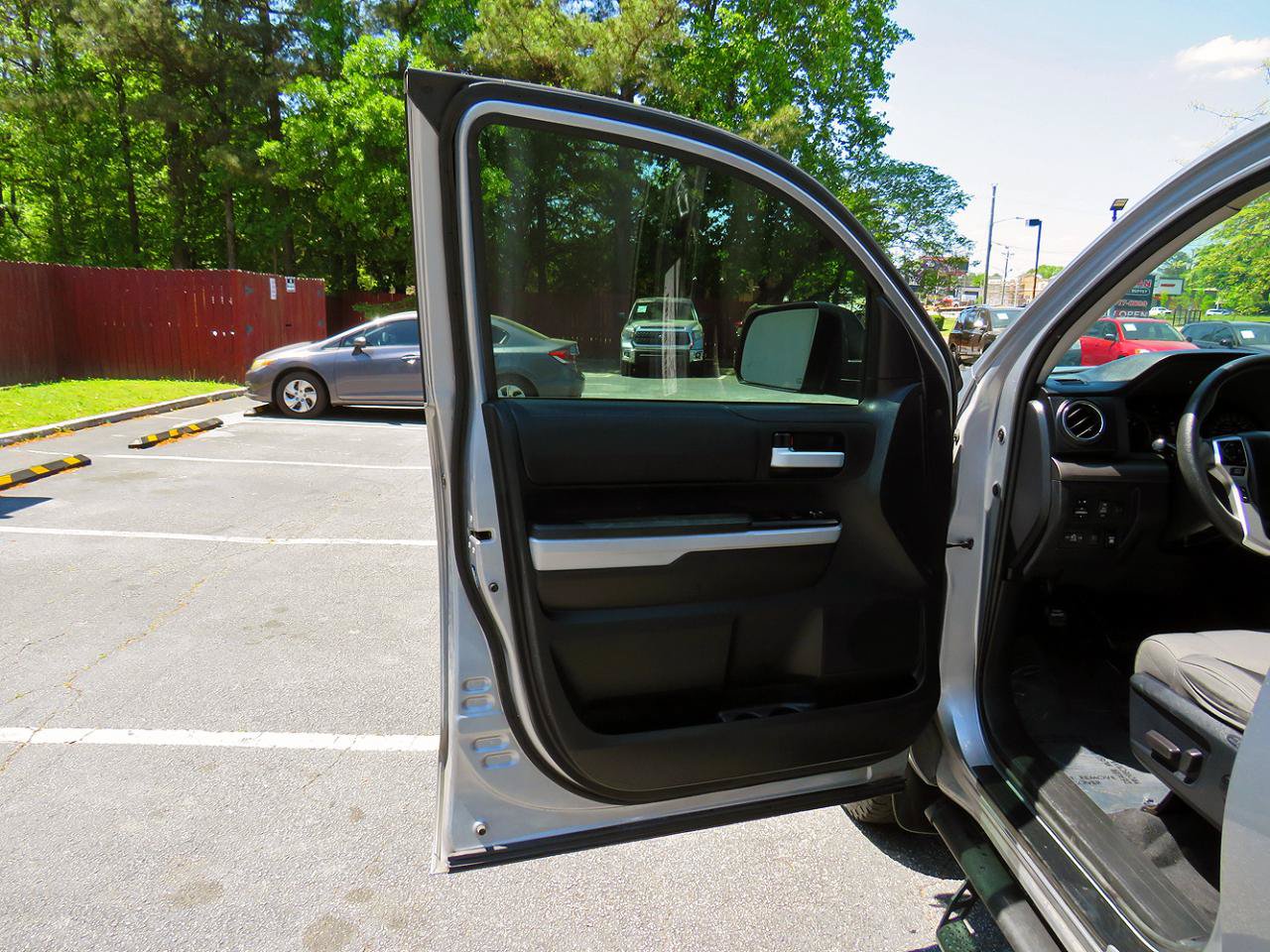 Used 2021 Toyota Tundra SR5 AWD/4WD image 13
