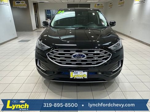 Used 2024 Ford Edge Titanium image 28