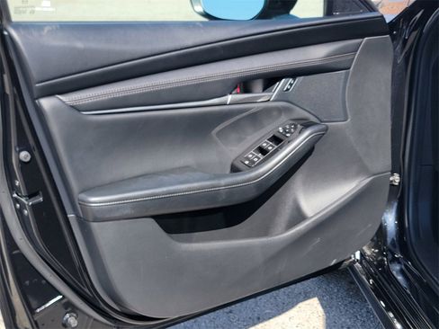 Used 2025 MAZDA MAZDA3 s image 13
