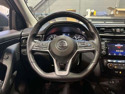 Certified 2022 Nissan Rogue Sport SV w/ Technology Package image 13