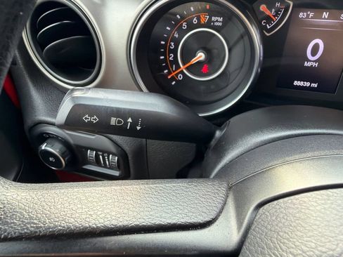 Used 2018 Jeep Wrangler Unlimited Sport AWD/4WD image 28