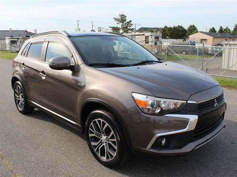 Used 2017 Mitsubishi Outlander Sport AWD image 9