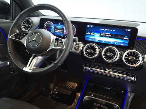 Certified 2026 Mercedes-Benz GLB 250 4MATIC image 11