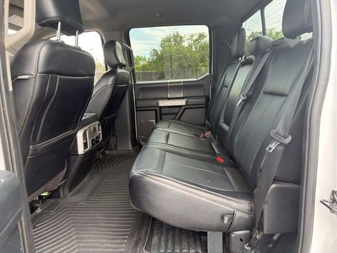 Used 2020 Ford F250 Lariat w/ Lariat Value Package AWD/4WD image 13
