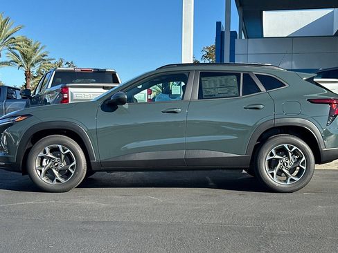 New 2026 Chevrolet Trax LT w/ Driver Confidence Package image 6