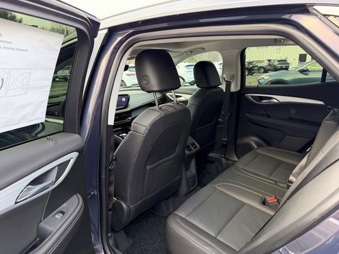 New 2026 Buick Envision Avenir image 8