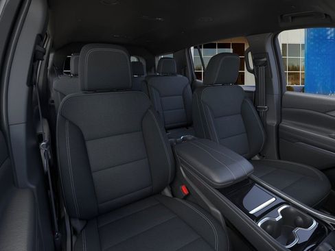 New 2025 Chevrolet Traverse LT w/ Driver Confidence Package image 19