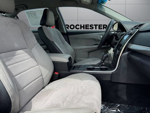 Certified 2017 Toyota Camry XSE FWD image 17