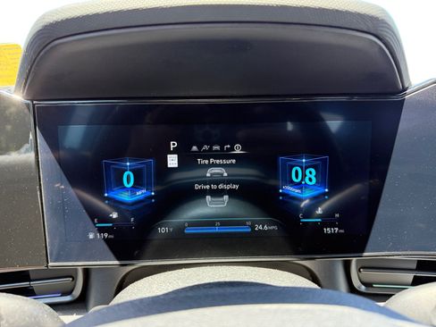 Certified 2024 Hyundai Elantra N FWD image 11