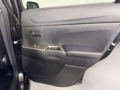 Used 2022 Mitsubishi Outlander Sport SE FWD image 28