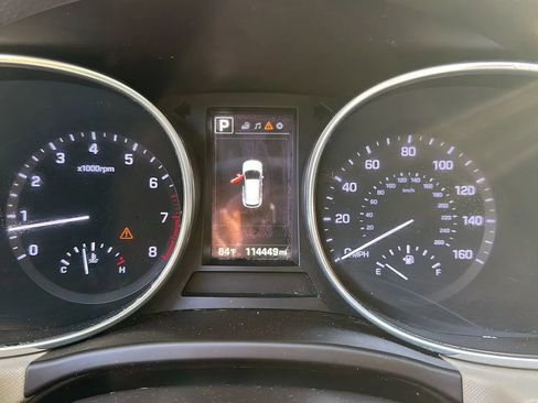 Used 2018 Hyundai Santa Fe Sport FWD image 35