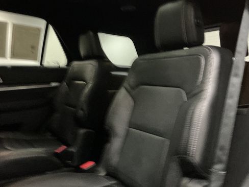 Used 2017 Ford Explorer Limited AWD/4WD image 21