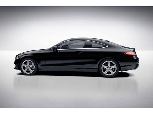 Used 2017 Mercedes-Benz C 300 4MATIC Coupe image 31