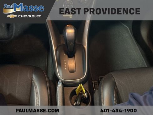 Used 2021 Chevrolet Trax LT w/ Driver Confidence Package image 13
