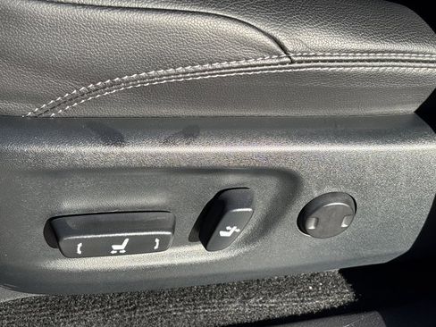 Used 2024 Toyota 4Runner Limited image 19