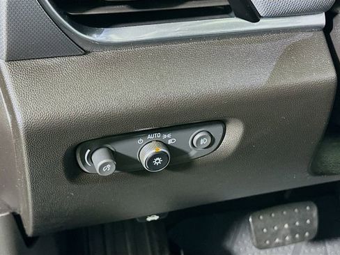 Used 2019 Chevrolet Traverse Premier w/ LPO, Floor Liner Package AWD/4WD image 13