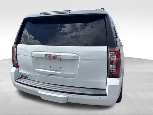 Used 2017 GMC Yukon SLT w/ HD Trailering Package AWD/4WD image 17