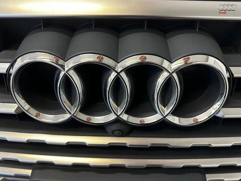 Used 2017 Audi Q7 3.0T Premium Plus w/ Premium Plus Package AWD/4WD image 31
