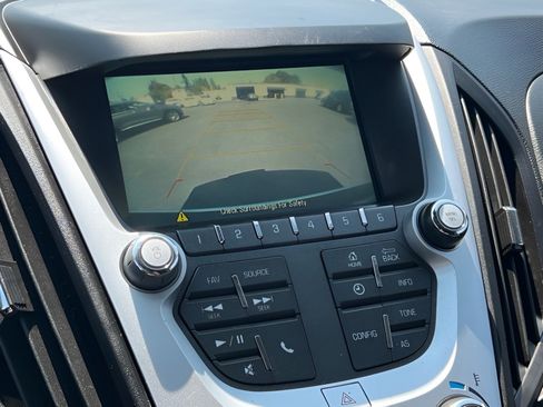 Used 2017 Chevrolet Equinox LT w/ Convenience Package FWD image 18