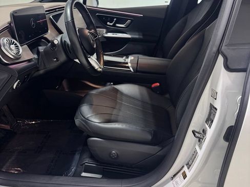 Used 2023 Mercedes-Benz EQE 350+ 4MATIC Sedan image 12
