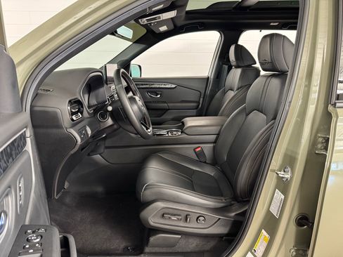 Used 2026 Honda Passport TrailSport Elite image 12