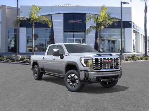 New 2026 GMC Sierra 2500 Denali w/ Denali Reserve Package AWD/4WD image 1