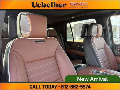 Used 2024 GMC Yukon Denali Ultimate image 4