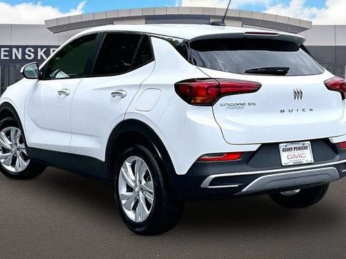 Used 2024 Buick Encore GX Preferred FWD image 12