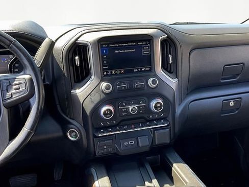 Used 2019 GMC Sierra 1500 Denali w/ Denali Ultimate Package image 9
