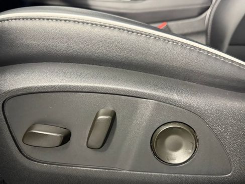 Used 2026 Buick Enclave Preferred FWD image 27