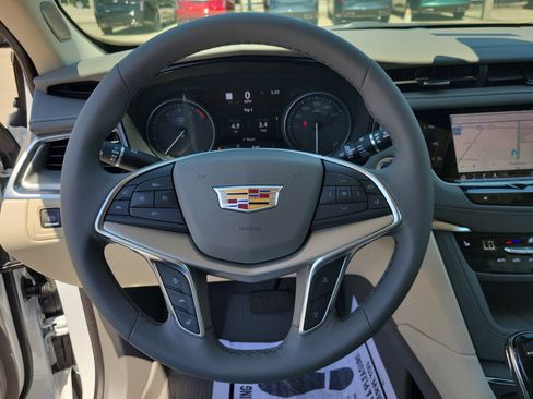 New 2026 Cadillac XT5 Premium Luxury w/ LPO, Floor Liner Package image 34