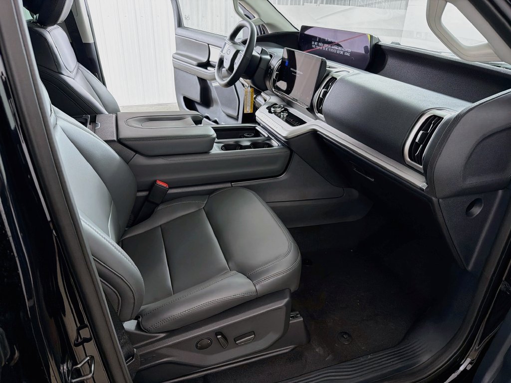 New 2027 Ford Expedition Active AWD/4WD image 15