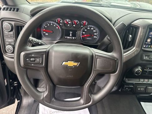 Used 2021 Chevrolet Silverado 2500 Custom w/ Custom Convenience Package image 12