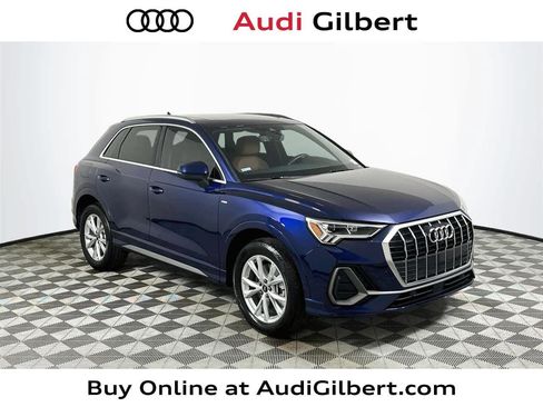 Certified 2025 Audi Q3 2.0T Premium Plus AWD/4WD image 1
