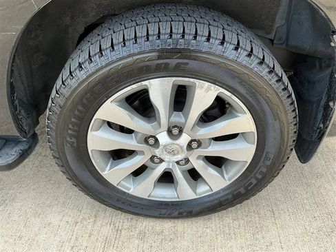 Used 2016 Toyota Sequoia Limited image 23