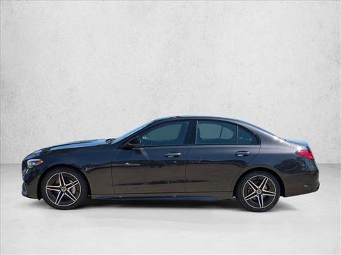 Used 2025 Mercedes-Benz C 300 Sedan image 5