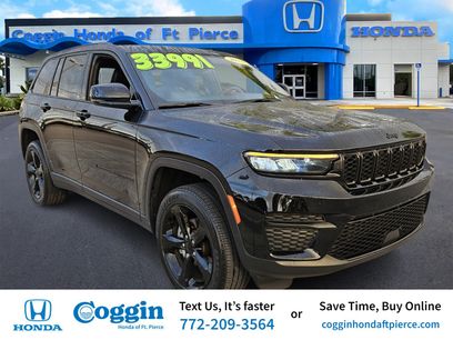 Used 2023 Jeep Grand Cherokee Altitude