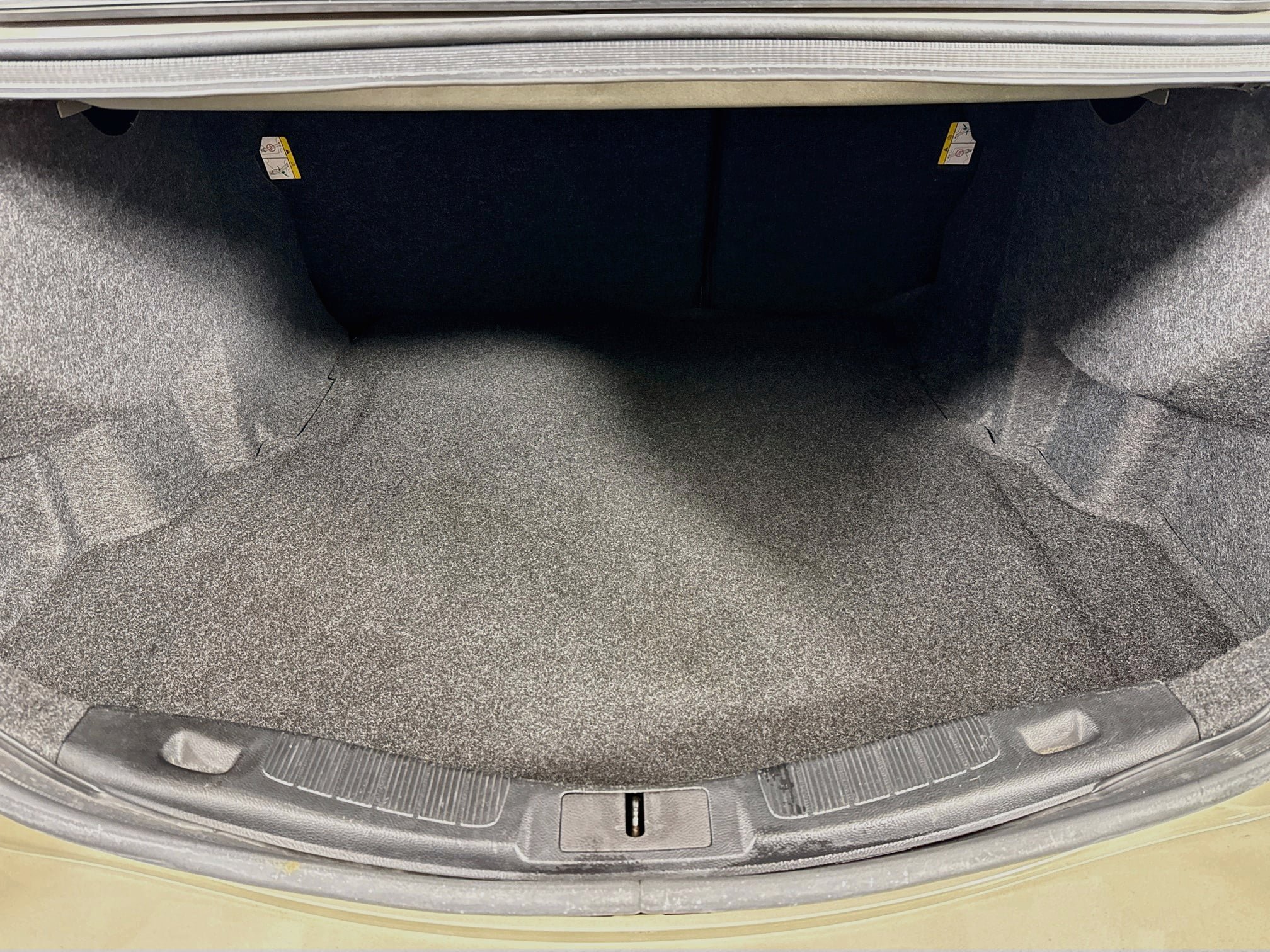 Used 2018 Ford Fusion SE FWD image 37