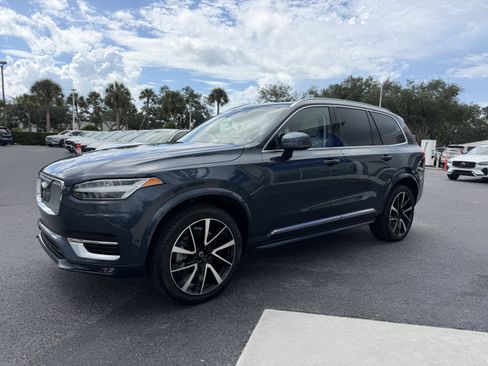Certified 2025 Volvo XC90 B5 Plus w/ Protection Package Premier AWD/4WD image 7